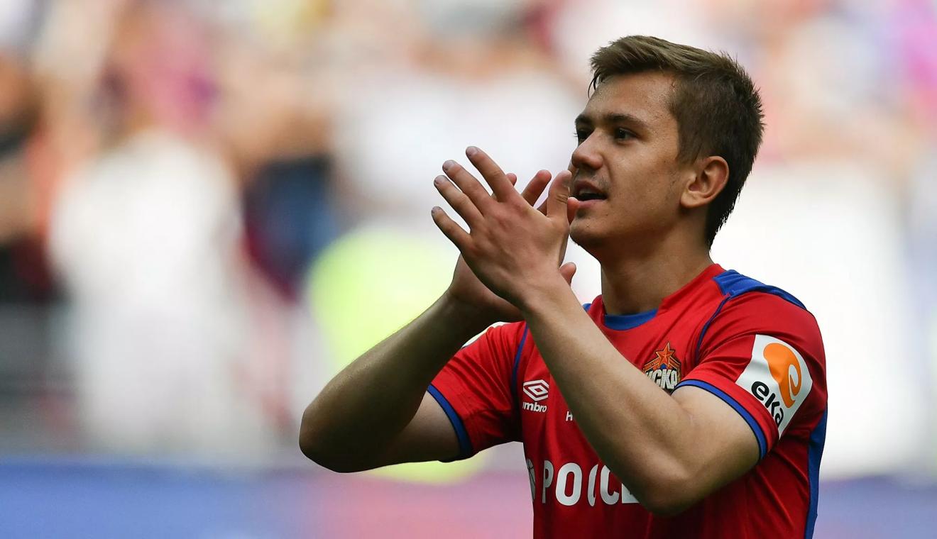 Обляков и Чалов представят ЦСКА в сборной России